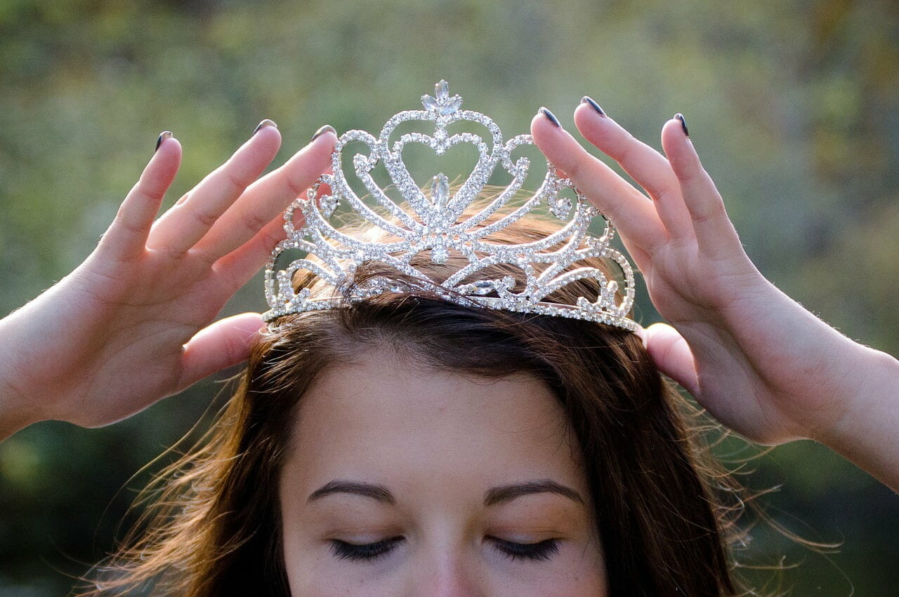 queen, crowning, royalty